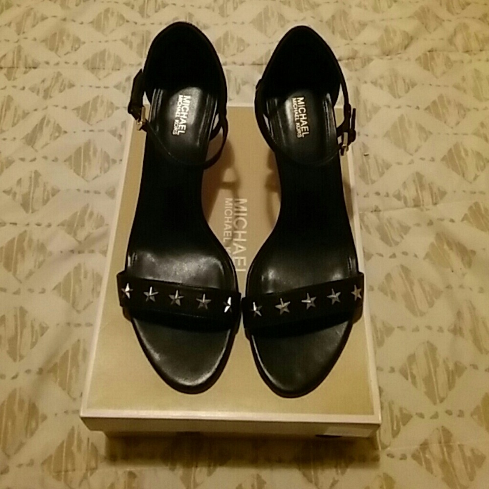 Michael Kors Simone Mid Heels